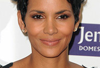 Halle-berry-rosy-glow-side